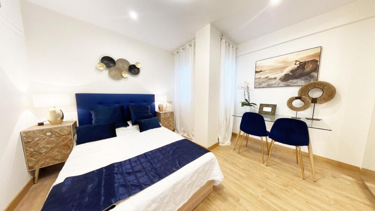 Paradise Luxurious Flat, Free Parking, 3 Double Rooms, Terrace, Jacuzzi, Fully Renovated ซานเซบาสเตียน ภายนอก รูปภาพ